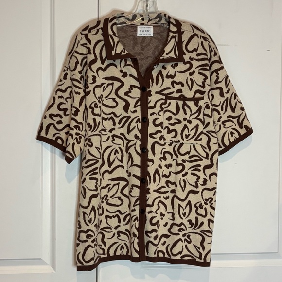 SABO Sarai Brown Neutral Floral Knit Short Sleeve Button Front Top M - Picture 2 of 8